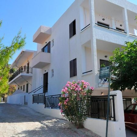 Agia Marina  Maria Studios المظهر الخارجي الصورة